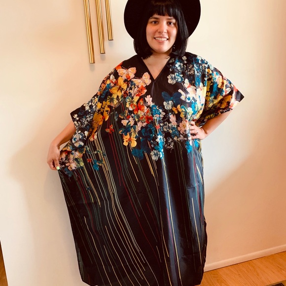 SOLD Vtg 70 RARE Butterfly Caftan Maxi Dress S M L - Picture 3 of 7